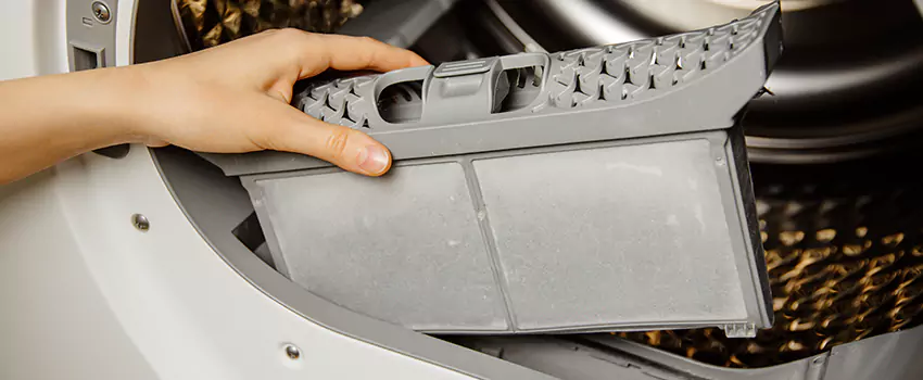 Signs Of A Clogged Dryer Lint Trap in Willowbrook, California